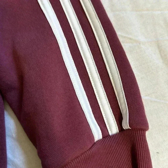 Adidas burgundy 3 striped crewneck sweatshirt size small - Picture 3 of 6